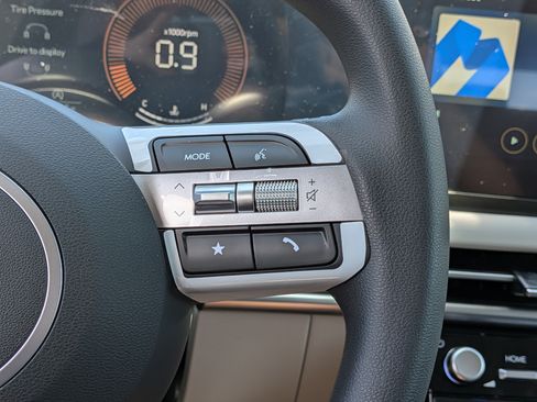 New 2026 Hyundai Tucson SEL FWD image 24
