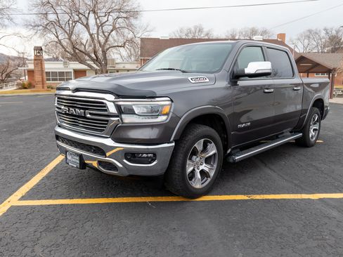 Used 2021 RAM 1500 Laramie image 8