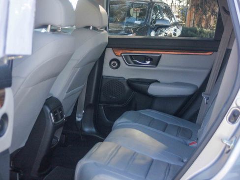 Used 2018 Honda CR-V Touring image 17