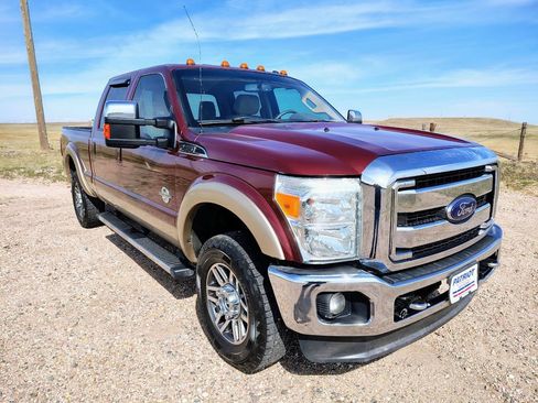 Used 2012 Ford F250 Lariat w/ Chrome Pkg AWD/4WD image 7