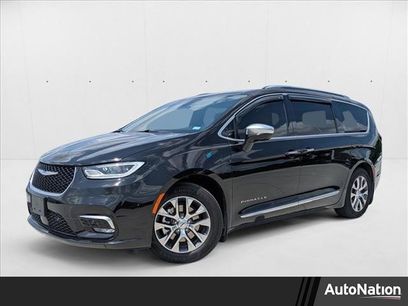 Used 2021 Chrysler Pacifica Pinnacle