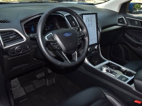 Used 2023 Ford Edge SEL w/ Convenience Package image 32