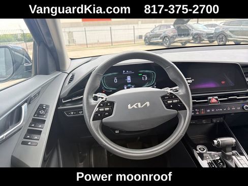 Used 2023 Kia Niro FWD image 13