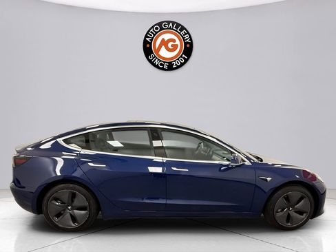 Used 2018 Tesla Model 3 Long Range RWD image 8