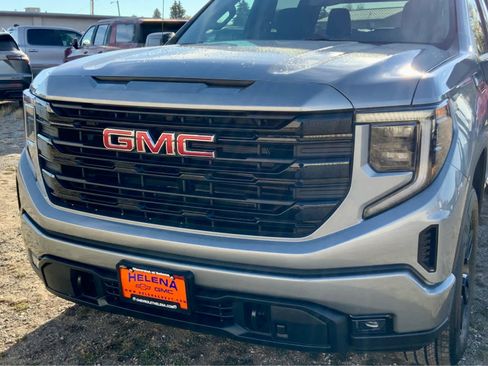 New 2026 GMC Sierra 1500 Elevation image 9