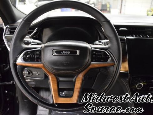 Used 2024 Jeep Grand Cherokee Summit image 18