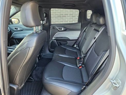 New 2025 Jeep Compass Latitude w/ Sun & Sound Group image 5