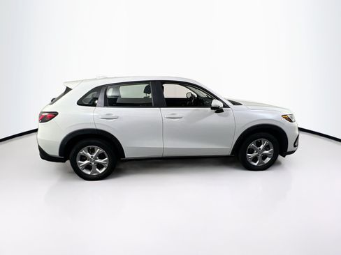 Used 2023 Honda HR-V LX image 4