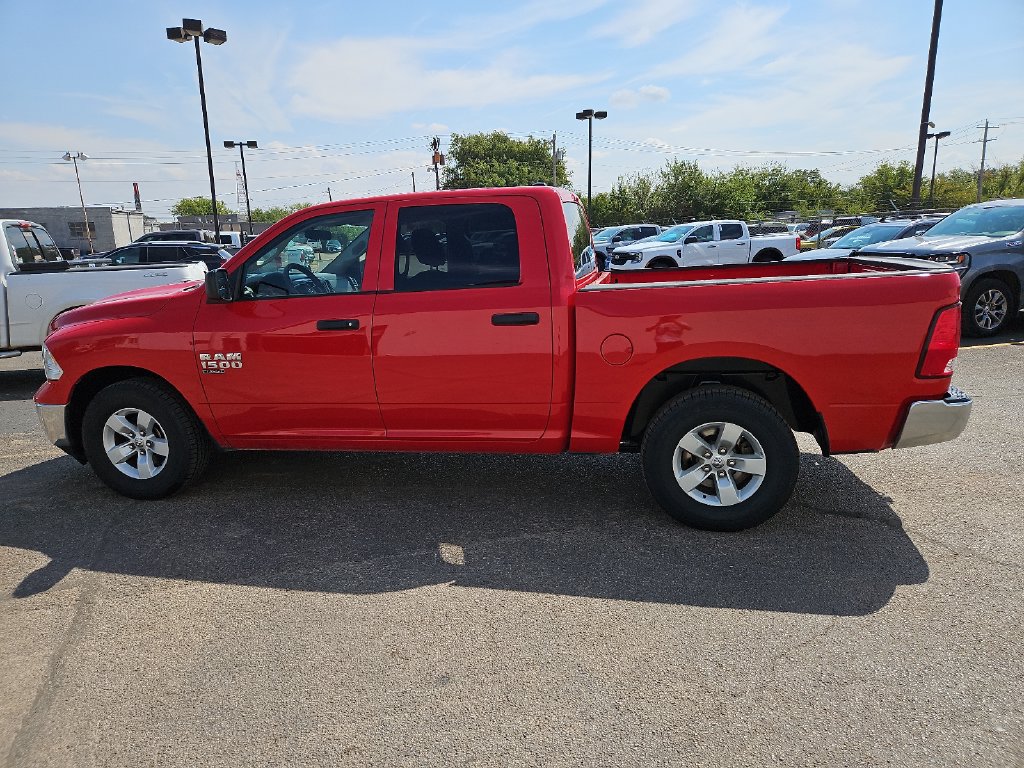 Used 2022 RAM 1500 Classic SLT RWD image 6