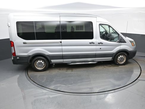 Used 2016 Ford Transit 350 XL image 36