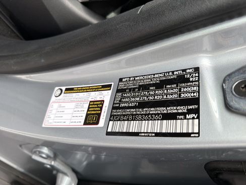 Certified 2025 Mercedes-Benz GLE 350 4MATIC image 37