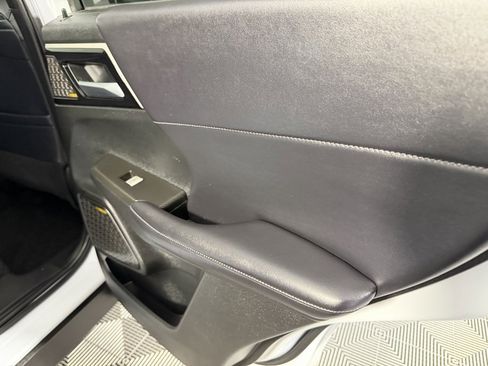 Used 2025 Mitsubishi Outlander SE image 33