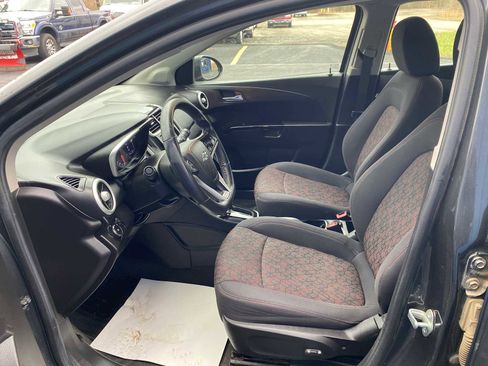 Used 2020 Chevrolet Sonic LT w/ Convenience Package image 10