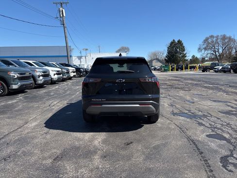 New 2026 Chevrolet Equinox LT w/ Convenience Package II image 5