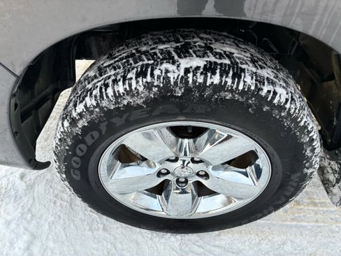 Used 2019 RAM 1500 Express w/ Express Value Package image 9