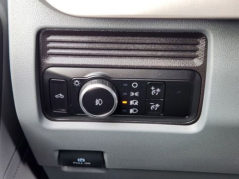 Used 2024 Ford F250 XL w/ Snow Plow Prep Package image 31