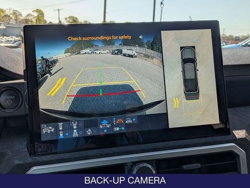 Used 2025 Toyota Tacoma Limited AWD/4WD image 23