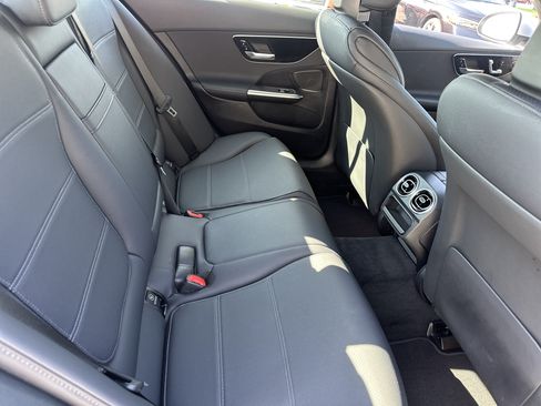 Used 2025 Mercedes-Benz C 300 Sedan image 14