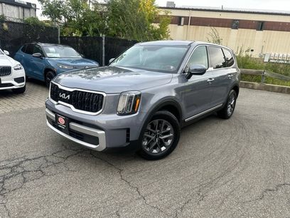 Used 2024 Kia Telluride LX