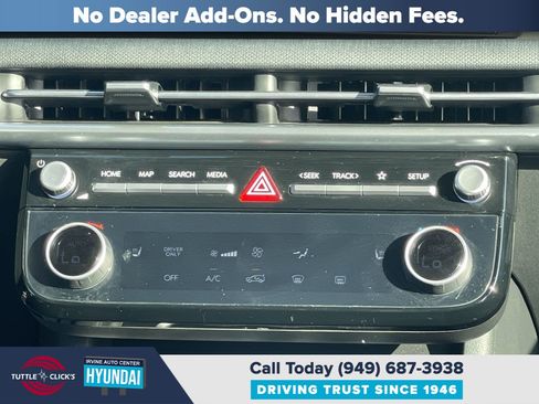 Certified 2025 Hyundai Tucson SEL AWD/4WD image 13