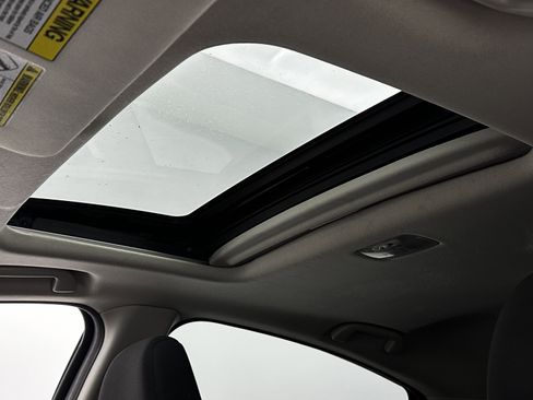 Used 2018 Honda HR-V EX image 5