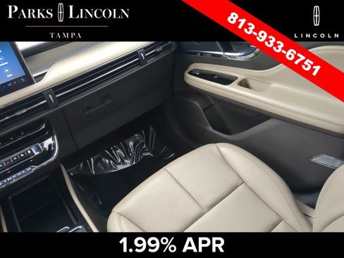 Certified 2023 Lincoln Corsair FWD w/ Equipment Group 101A image 14