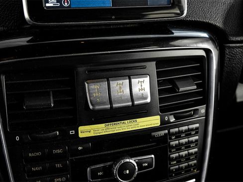 Used 2014 Mercedes-Benz G 63 AMG 4MATIC image 24
