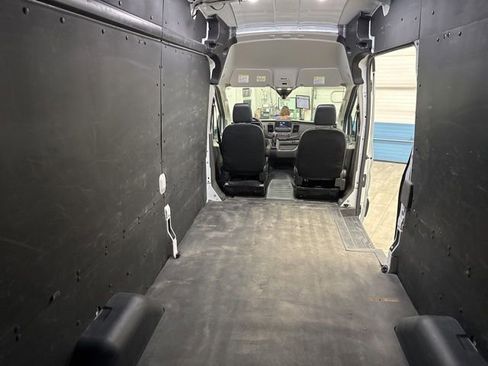 Used 2024 Ford Transit 250 148 High Roof Extended AWD w/ Load Area Protection Package image 25