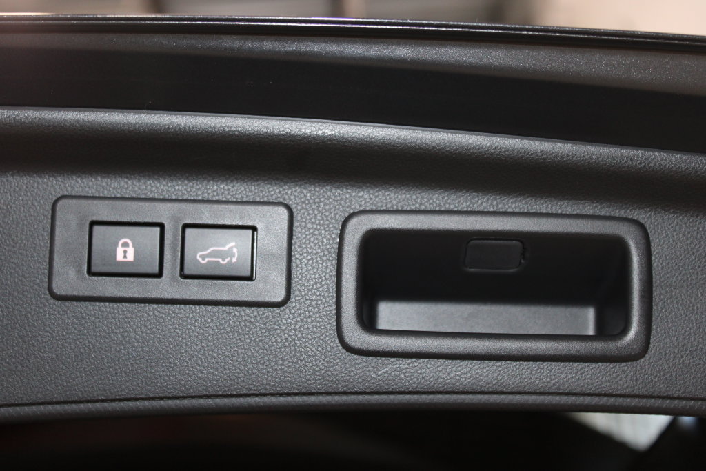 Used 2023 Subaru Forester Limited AWD/4WD image 30