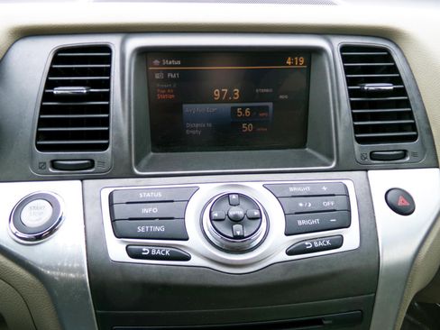 Used 2013 Nissan Murano SL FWD image 9