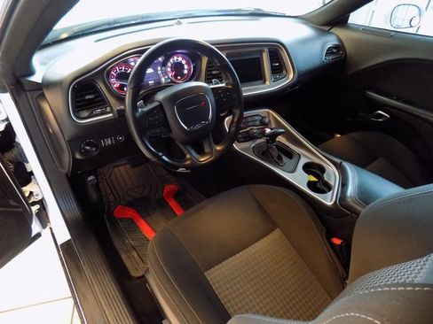 Certified 2022 Dodge Challenger GT image 10