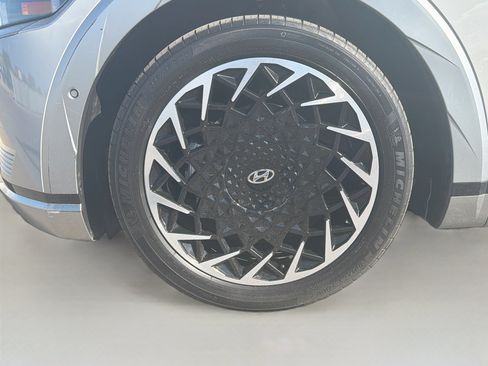 Used 2024 Hyundai Ioniq 5 Limited AWD/4WD image 11