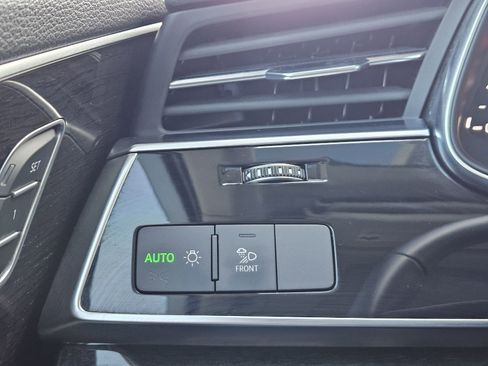 Used 2022 Audi Q7 3.0T Premium Plus image 24