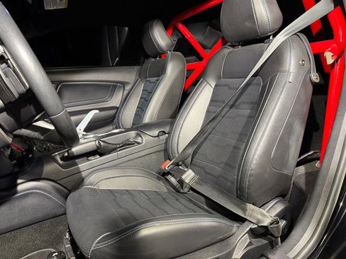 Used 2018 Ford Mustang GT Premium w/ GT Performance Package image 21