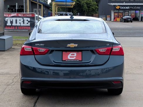 Used 2025 Chevrolet Malibu LT FWD image 7
