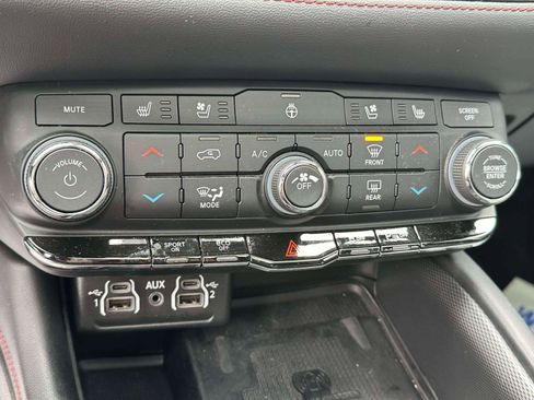 Used 2023 Dodge Durango R/T image 24