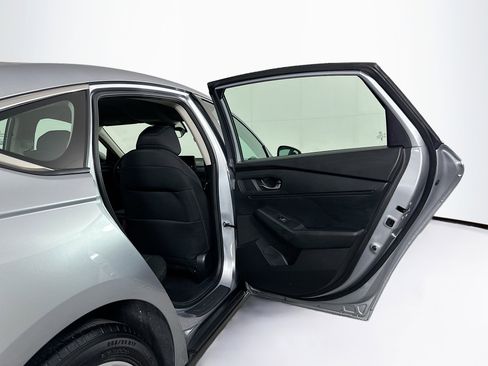 Used 2025 Honda Accord LX image 27