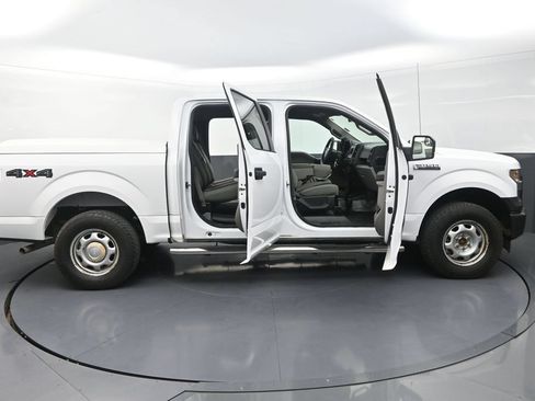 Used 2017 Ford F150 XL w/ XL Power Equipment Group AWD/4WD image 36