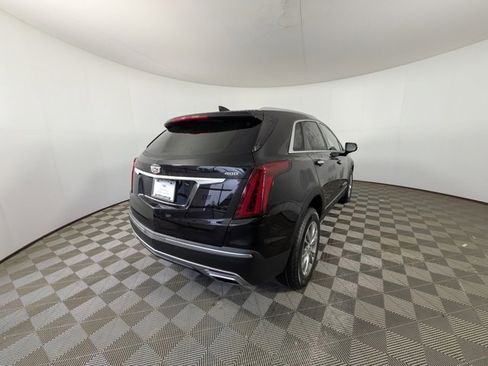 Certified 2022 Cadillac XT5 Premium Luxury image 3
