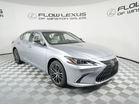 New 2025 Lexus ES 350 w/ Premium Package image 3