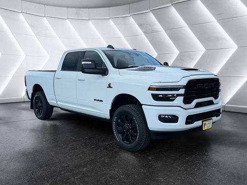 New 2026 RAM 2500 Laramie w/ Night Edition AWD/4WD image 8