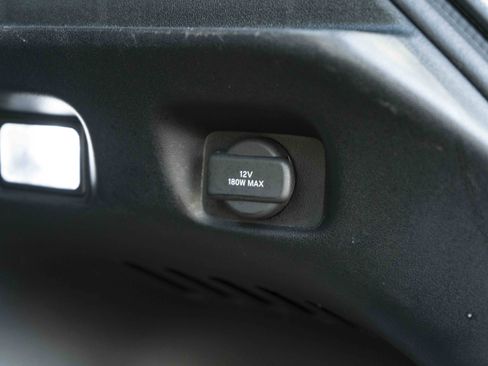 Used 2025 Honda HR-V LX image 42