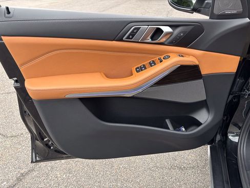 Used 2024 BMW X5 xDrive40i w/ Premium Package AWD/4WD image 14