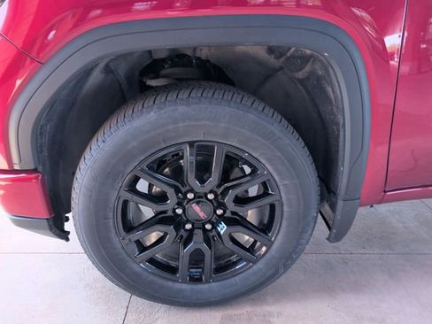 Used 2024 GMC Sierra 1500 Elevation image 25