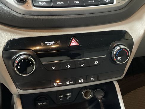 Used 2016 Hyundai Tucson SE w/ Option Group 02 image 36