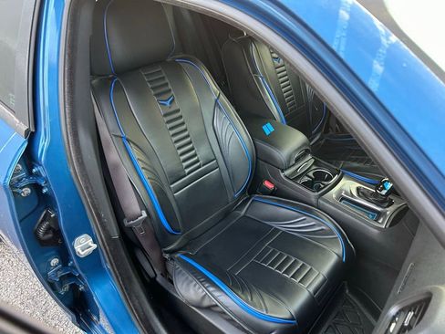 Used 2021 Dodge Charger SXT w/ Blacktop Package image 15