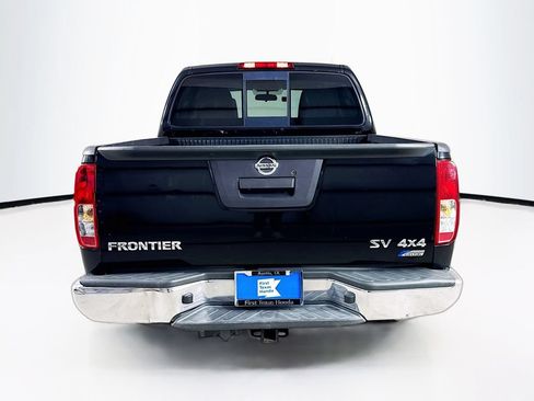 Used 2018 Nissan Frontier SV AWD/4WD image 6