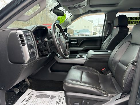 Used 2017 Chevrolet Silverado 2500 LTZ w/ Duramax Plus Package image 8