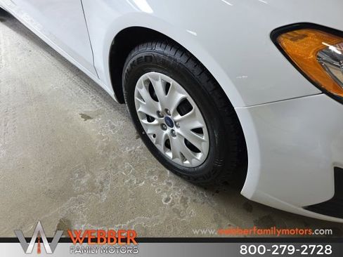 Used 2019 Ford Fusion S image 5