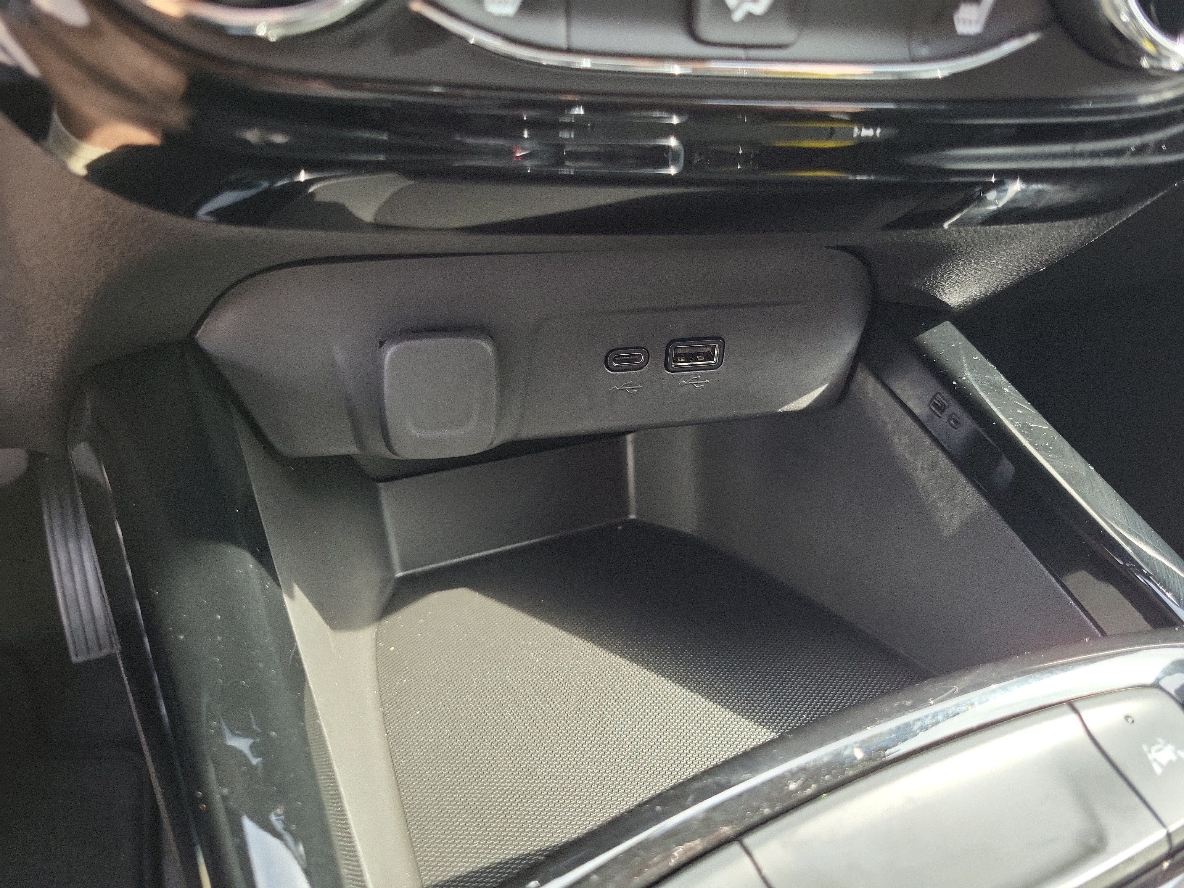 Used 2026 Chevrolet Trax LT w/ Driver Confidence Package FWD image 23